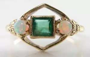 UNUSUAL 9K 9CT GOLD PEINCESS EMERALD OPAL TRILOGY ART DECO INS RING FREE RESIZE - Picture 1 of 6