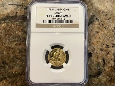 1993 1/10 oz 10 Yuan China Gold Panda Coin Proof PF 69 - Image 1 of 2