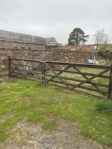 5 bar wooden gates, Farm Gate Paddock Field Garden Entrance 9ft 18ft Total - Picture 1 of 4