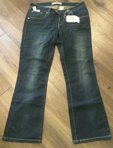 Levi's 542 Low Flare Flap Pockets Blue Jeans Womens Size 16M NWT - Picture 1 of 4