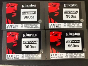 4 x 960gb Kingston Data Centre DC500M Enterprise Solid-State Drives SSD 2.5” - Afbeelding 1 van 5