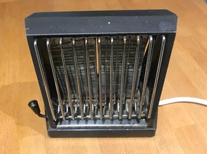 Vintage Swan Brand Flip over Toaster Model 703 1960s retro toaster - Picture 1 of 14