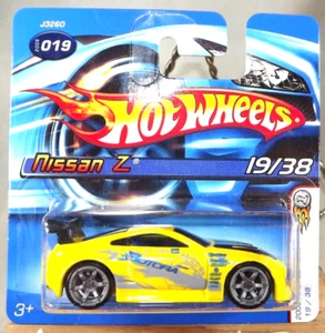 2006 Hot Wheels #19 First Editions 19/38 NISSAN Z Yellow w/Gray A6 Sp Short Card - Picture 1 of 5