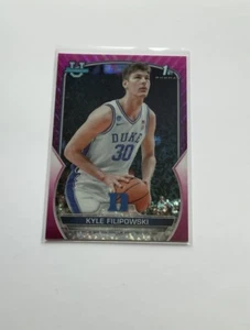 Kyle Filipowski 2022-23 Bowman Cromo U 1er Fucsia Mini-Diamante /150 - Imagen 1 de 2