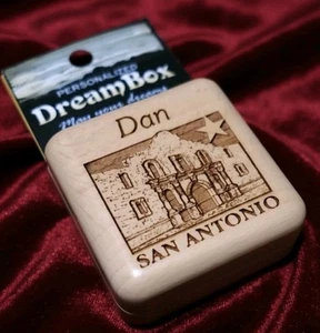 San Antonio Texas Scatola "Sogno" in Legno Trinket Intagliato Cerniera 1,75" Estate Dan - Foto 1 di 7