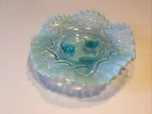 northwood opalescent Glass Ruffled Edge Candy Dish Footed Vintage. - Picture 1 of 7