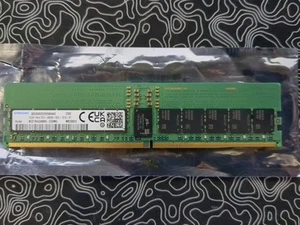 32GB Samsung DDR5 PC5-4800 RDIMM 288 ECC Reg RAM M321R4GA0BB0-CQKMG 4800R Memory - Picture 1 of 1