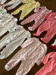Carters Baby Girl 9 Months Mostly Footed 1 Piece Sleeper Pajamas Lot Bundle 11 - Picture 1 of 17