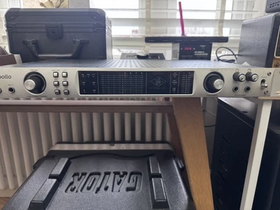 Universal Audio Apollo 8 Duo 2 - Immagine 1 di 3