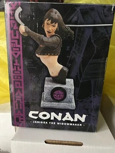 Sexy & Deadly “Janissa The Widowmaker” Rare Bust Statue From Conan Comic Books - Picture 1 of 4