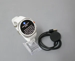 Smartwatch Samsung Galaxy Watch Ultra SM-L705U LTE - tytanowy biały - Zdjęcie 1 z 3