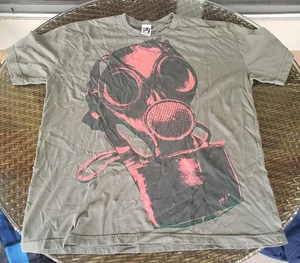 Camiseta De Colección MUSEO INTERNACIONAL DEL ESPIONAJE Pandemia Propaganda Hip Hop PUNK Hombres XL - Imagen 1 de 6