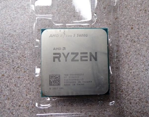 AMD Ryzen 5 5600G Prozessor (4,4 GHz, 6 Kerne, Sockel AM4) Tray - 100-000000252 - Bild 1 von 2