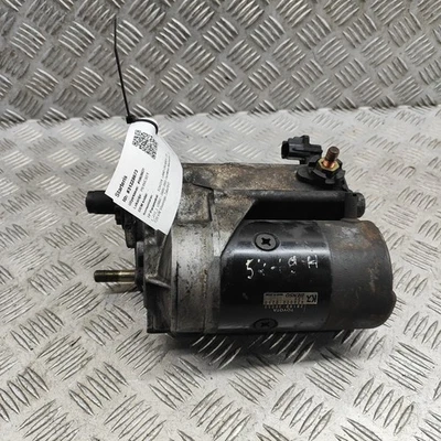 TOYOTA LAND CRUISER J120 Starter Motor 28100-30050 3.0 Diesel 120kw 31228673 - Image 1 of 4