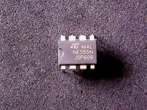 NE555N - NE555 ST Microelectronics General Purpose Timer IC (DIP-8) GENUINE - Picture 1 of 1