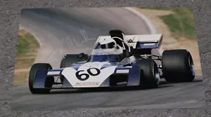 Tim Schenken autografo FIRMATO PERSONALMENTE 12x8 foto surtees regalo Cosworth F1 - Foto 1 di 2