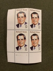 USPS 1994 32c RICHARD NIXON PLATE BLOCK OF 4 STAMPS - You Choose - Bild 1 von 5