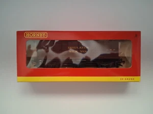 Hornby R6242A, 6 Wheel, LMS Insulated Milk Van, #38554 , OO Gauge - Picture 1 of 8