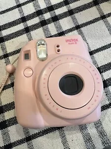 Fuji Instax Mini 8 Fujifilm Instant Film Camera Pink - Tested - Picture 1 of 7