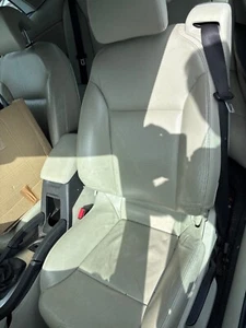 SAAB 9-3 VECTOR CONVERTIBLE LADO PASAJERO ASIENTO DELANTERO 08 FRENOS COCHE REPUESTOS - Imagen 1 de 16