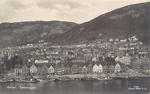 NORGE Norway - BERGEN - Tyskebryggen - Publ. Mittet & Co. 102 - Picture 1 of 2