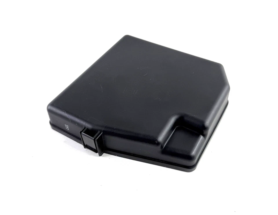 Cubierta de caja de fusibles de motor Toyota Yaris Scion XD 2007-2014 tapa negra 82662-52301 OEM Foto 1 de 4