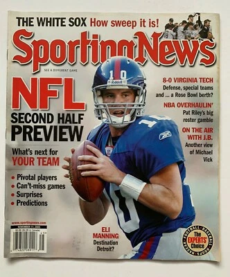 ELI MANNING NFL / CHICAGO WHITE SOX USA SPORTING NEWS MAGAZINE NOVEMBER 2005 - Image 1 of 2