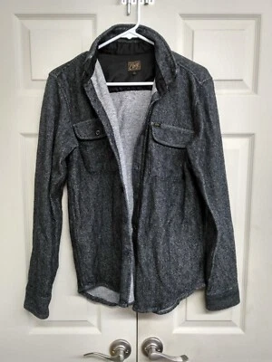 Franela informal Obey para hombre Foto 1 de 4