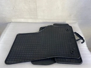 VW Golf 7 Fußmatten Fussmatten Gummi vorn und hinten ab 2012 - Bild 1 von 9