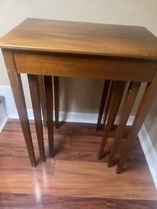 1970s Biggs Kittinger Inlaid Set of 3 Solid Mahogany Nesting Stacking Tables - Picture 1 of 24