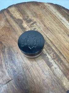 NEW SEALED KAT VON D Lock-It Translucent Setting Powder Loose 0.049 oz./1.4 g - Picture 1 of 3