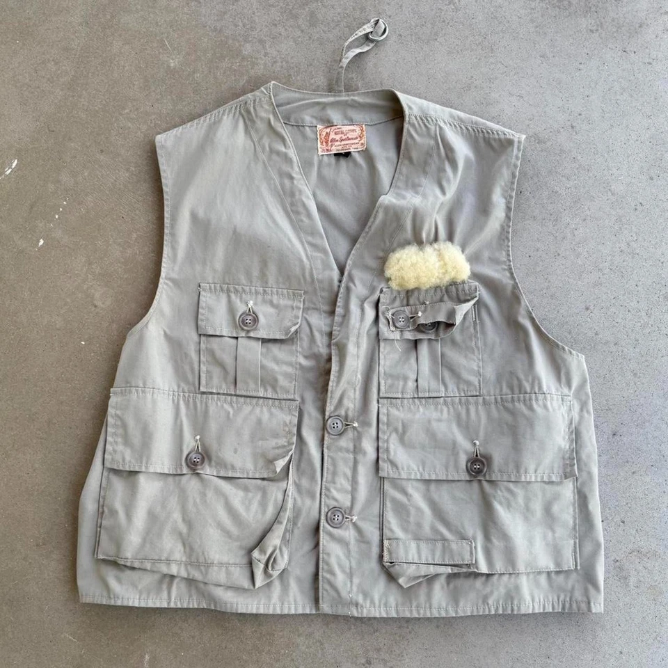 VINTAGE 1950s ALLEN SPORTSWEAR TAN BUTTON UP HUNTING VEST LARGE - Image 1 of 4