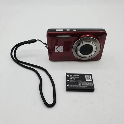 Kodak PIXPRO FZ55 16MP Compact Digital Camera - Red - Image 1 of 3