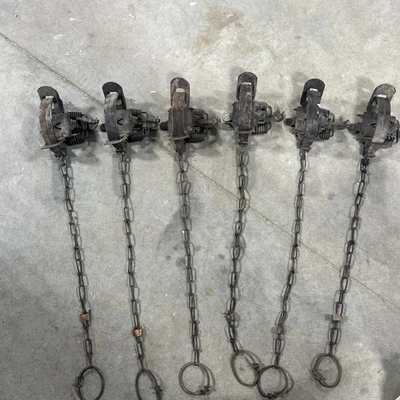(6) Victor #1 1/2 Pinch Pan Coil Spring Traps Mink Raccoon Muskrat Fox Trapping - Image 1 of 4