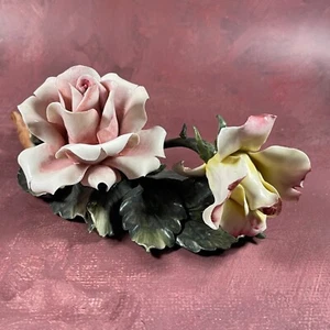 Vintage handgefertigte Capodimonte Rosen zarte Italien Porzellan Kunst Figur 8 Zoll - Bild 1 von 13