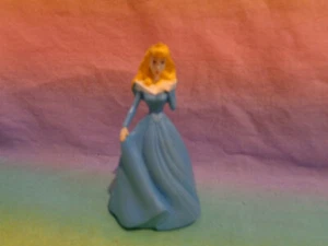 Disney Princess Aurora Sleeping Beauty Blue Dress PVC Figure or Cake Topper - Picture 1 of 7