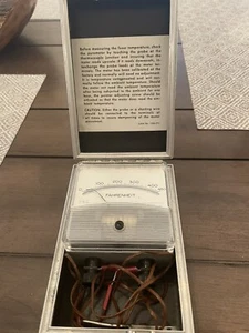 API INSTRUMENTS CO. Fahrenheit Thermometer With Xerox Case - Picture 1 of 5