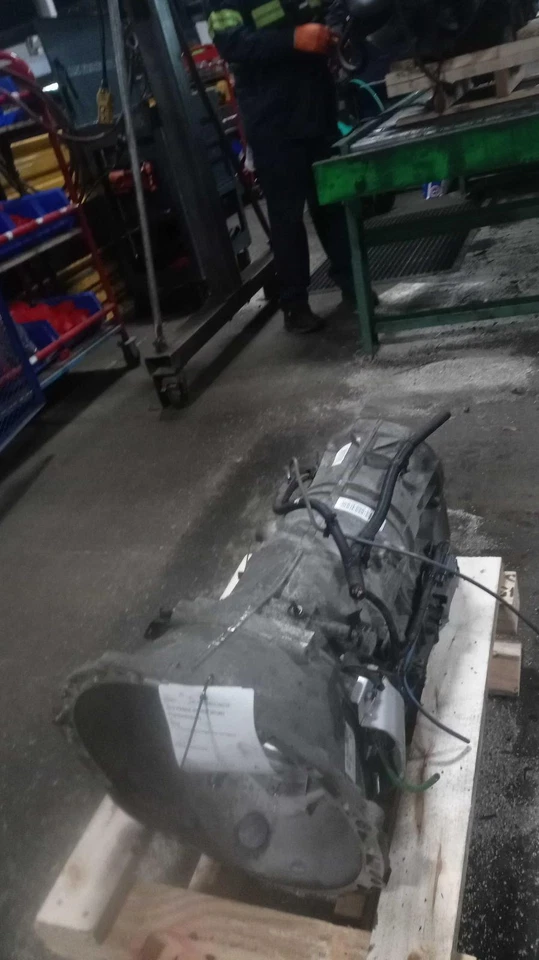 Conjunto de transmisión automática usado se adapta a: Land Rover Range Rover Sport AT 2013 Foto 1 de 4