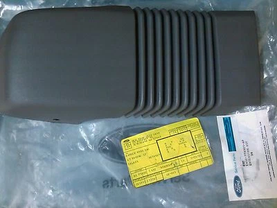 Conjunto de extensión de parachoques delantero Ford Tempo 1984-85, topacio Mercury Foto 1 de 2