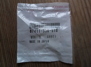 HONDA GOLDWING GL1100 OEM 87411-538-910 RUBBER, RR Emblem Setting - Picture 1 of 2