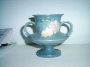 Roseville Blue Cosmos Vase   #134-4"   (R16) - Picture 1 of 12
