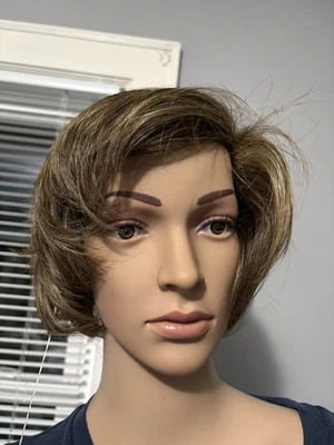 Eva Gabor 感恩假发热友好合成天然棕色 Blonder 发饰 — 第 1/4 张图片