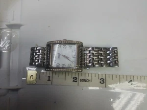 Reloj para mujer Caravelle by Bulova con detalles de cristal esfera blanca formal para dama - Imagen 1 de 3