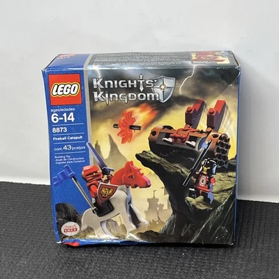 LEGO Knights Kingdom 8873 Fireball Catapult Santis Horse Shadow Castle Box Dents - Image 1 of 4