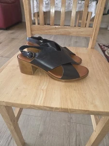 Ladies Hush Puppies Gabrielle Sandals Size 6 - Picture 1 of 7