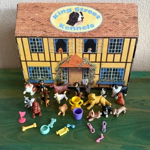 Vtg Puppy Patrol Club King Street Kennels Storage House, Figures, & Accessories - Picture 1 of 15