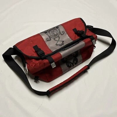 Bolsa carteiro Timbuk2 x nova Bélgica cerveja isolada refrigerador vermelha - Imagem 1 de 4