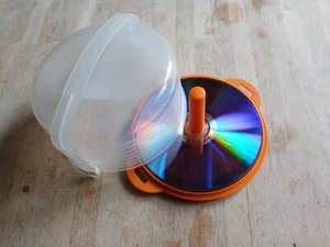 Tupperware Mini Wiener Walzer Tortenbehälter auch für CD`s Kinderbacken - Bild 1 von 3