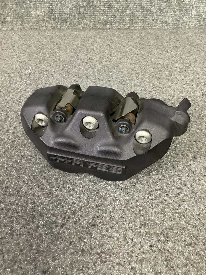 Pinza derecha negra 118A bmw r 12 ninet 1250 r rs rt 2012-2025 moto Foto 1 de 4