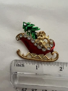 Vintage Engel Emaille Schlitten Weihnachtsbaum Brosche Anstecknadel festlich Urlaub Jubel - Bild 1 von 2